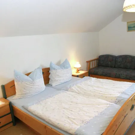 Hébergement de vacances Spacious Holiday In With Terrace Tauplitz